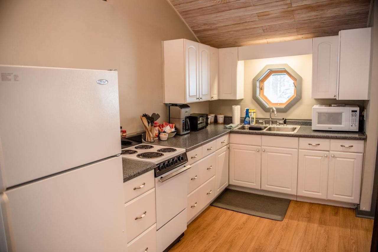 Brook Road Cabin Goshen Екстер'єр фото